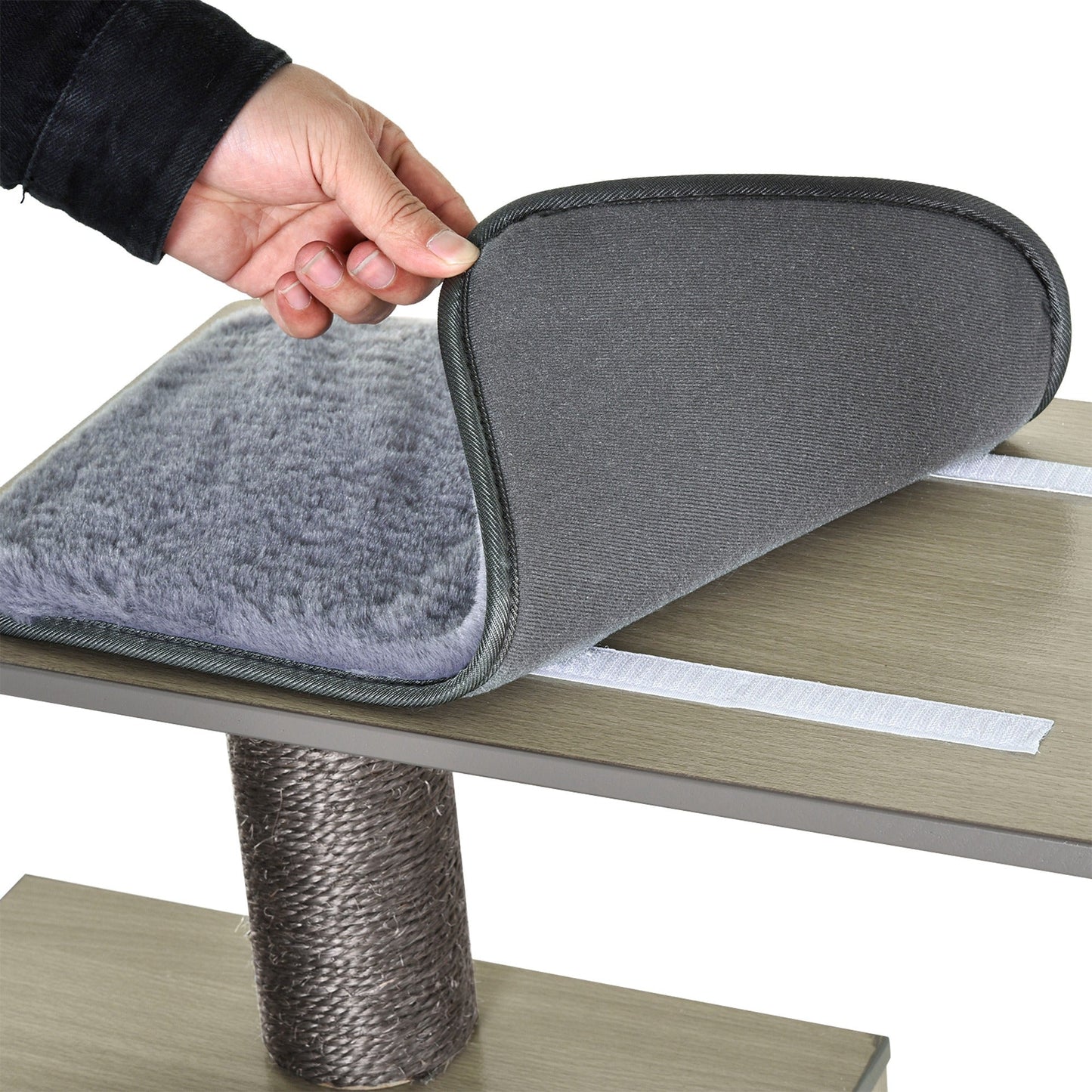 PawHut Katzenkratzbaum Katzenbaum Katzenspielzeug Kletterbaum Sisal Polster Liegefläche mit Ball Grau 71,5 x 49,5 x 120 cm