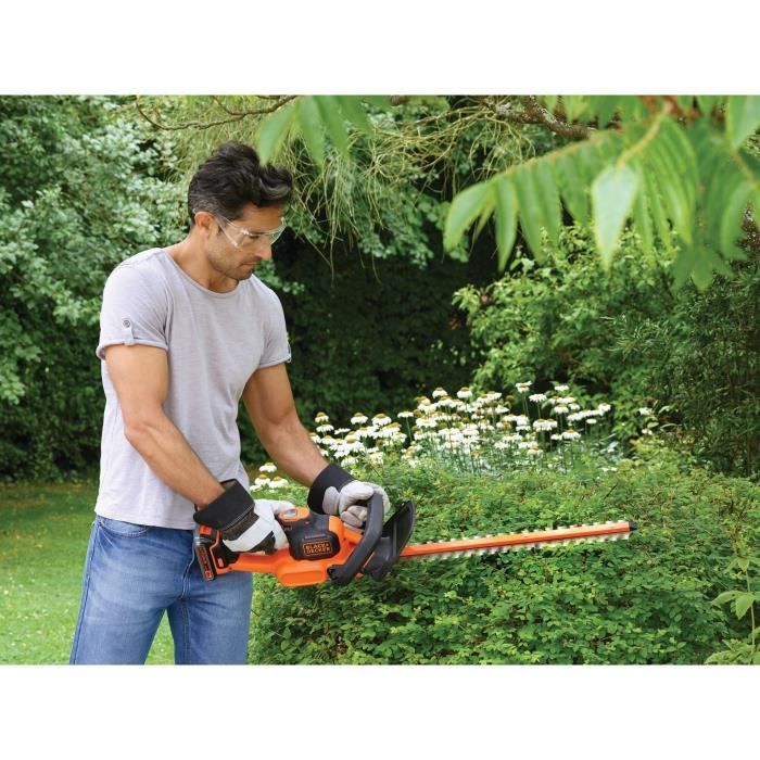 BLACK+DECKER Cordless Hedge Trimmer Lithium 18V Powercommand 2 Ah 50 cm GTC18502PC-QW