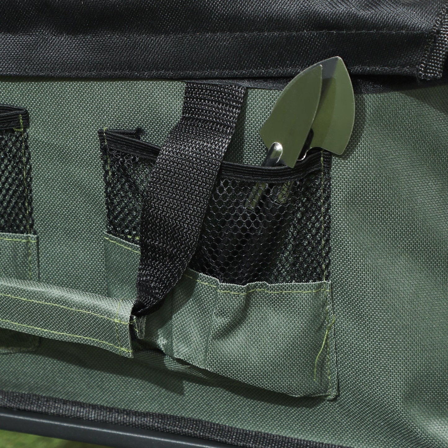 Outsunny Gartenwagen 90 kg belastbar, klappbar Transportwagen mit herausnehmbare Plane, Griff, Rädern 72 Liter Grün