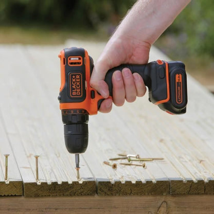 BLACK & DECKER Cordless screwdriver with 2 batteries and a 10.8 V box